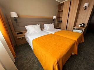 Гостиница Салют Москва 2-местный номер стандарт бизнес-1