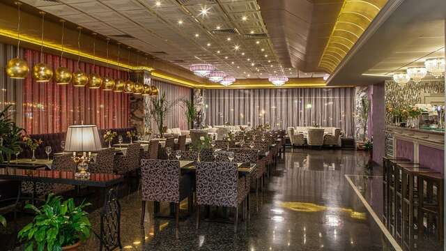 Гостиница Салют Москва-12